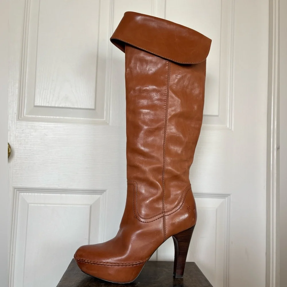 Frye Women’s Leather Anna Cuff Pull On Boots - Picture 3 of 11